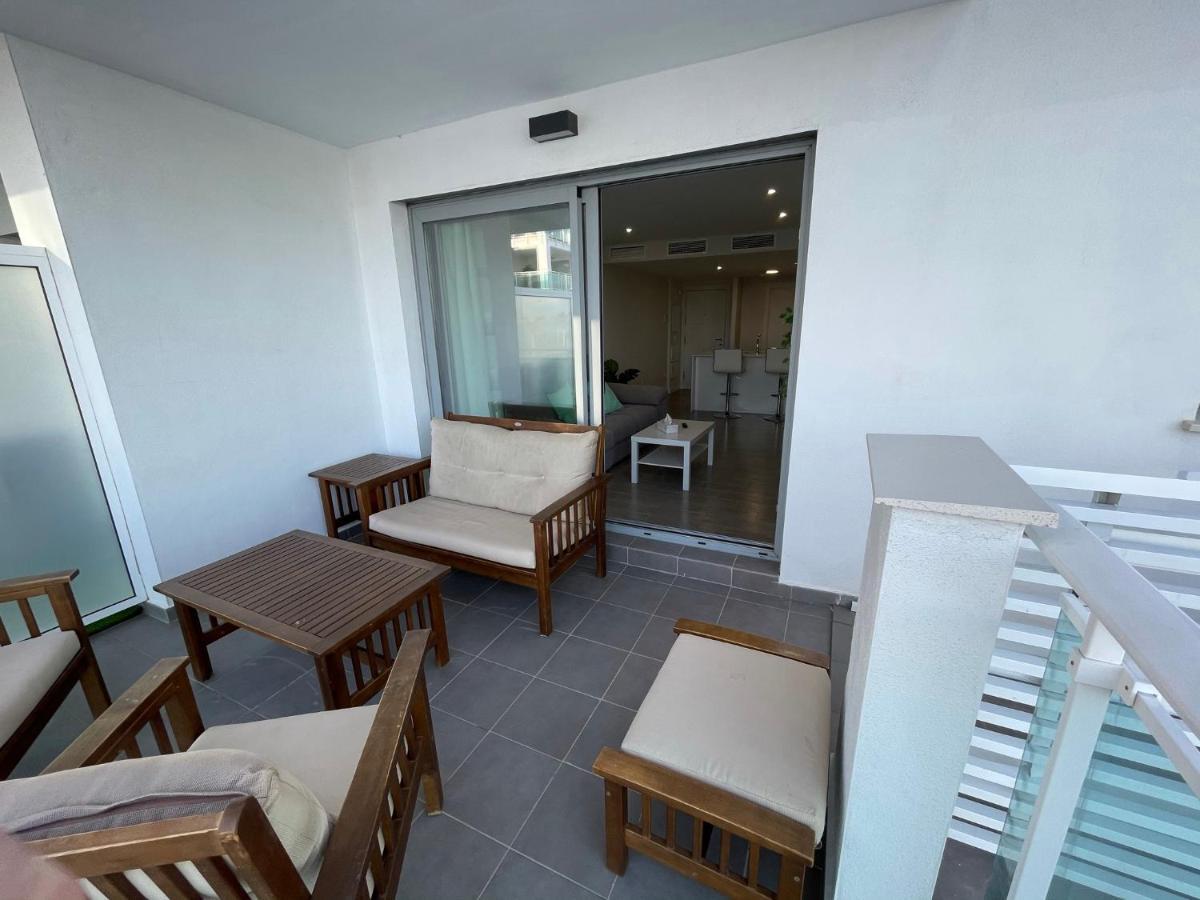 Amazing Duna Beach Seafront Apartament Торрокс-Коста Экстерьер фото
