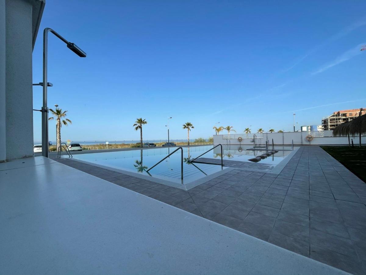 Amazing Duna Beach Seafront Apartament Торрокс-Коста Экстерьер фото