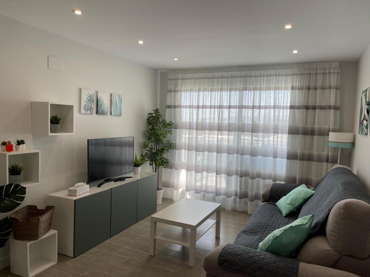 Amazing Duna Beach Seafront Apartament Торрокс-Коста Экстерьер фото